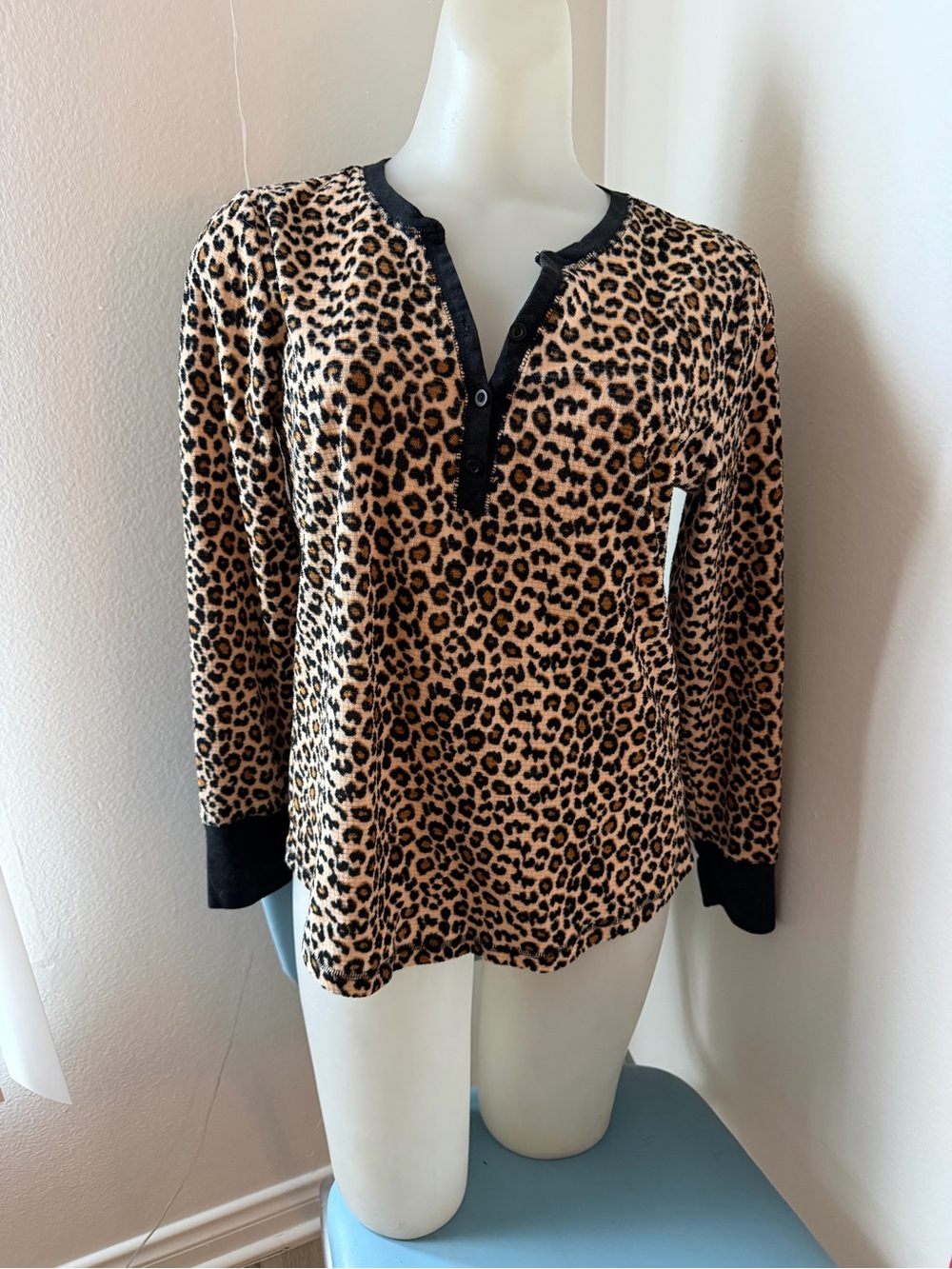 Betsey Johnson Black Leopard-Print Henley Velvet button front long sleeve Size S